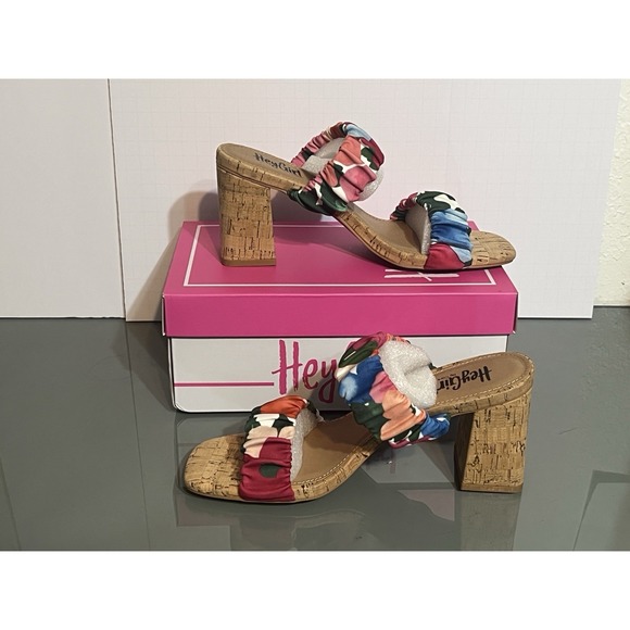 Corkys Tropic Like It's Hot Heels Multicolor Ruffle Strap Block Heel Sz 9 - Picture 3 of 10